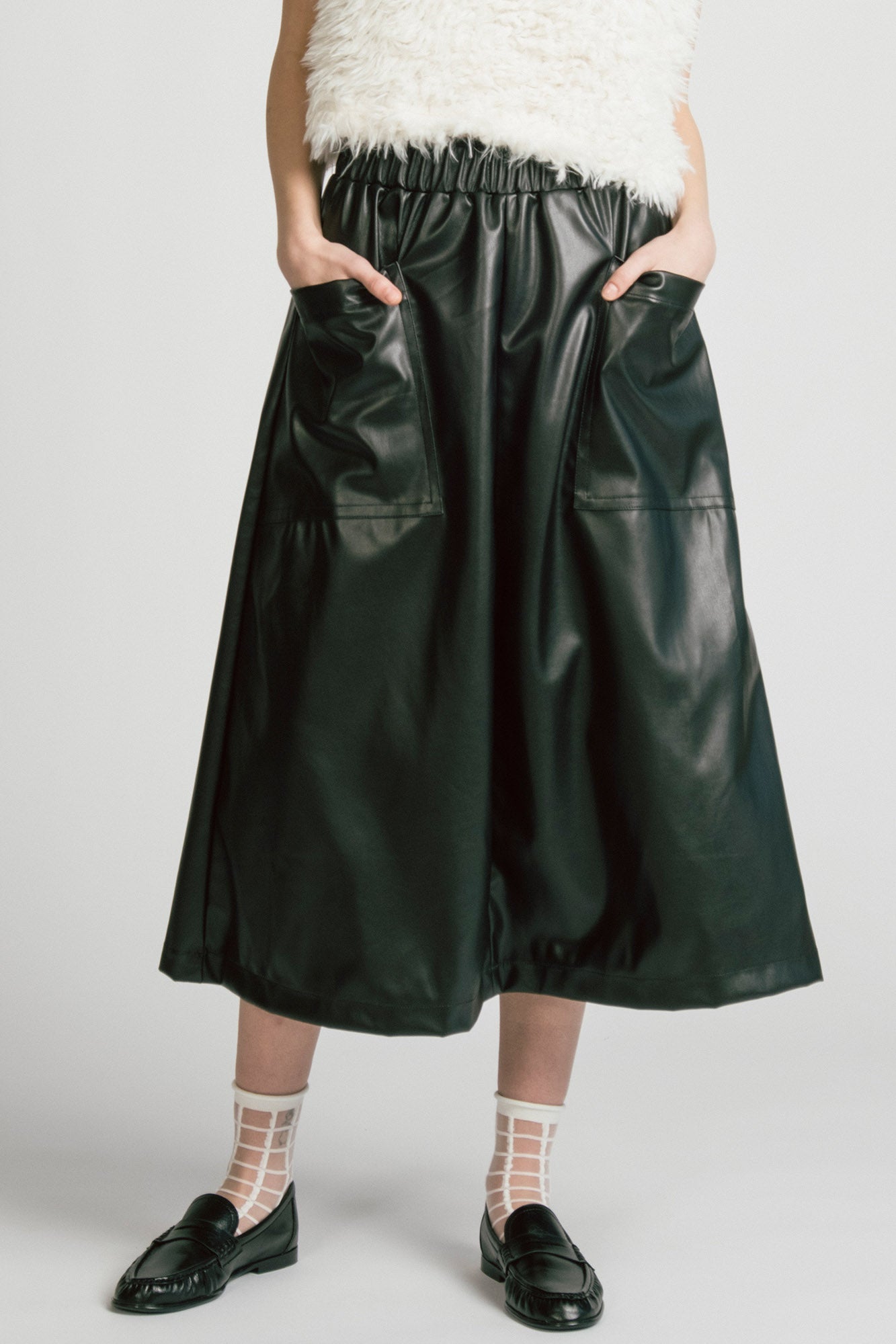 Ara Skirt Black