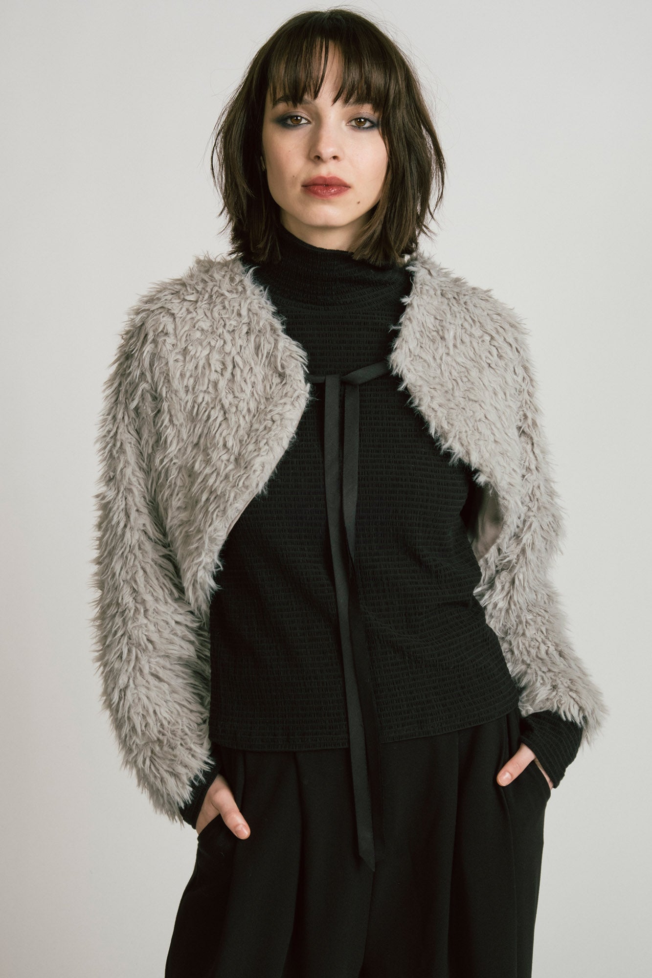 Cygnus Shrug Silver