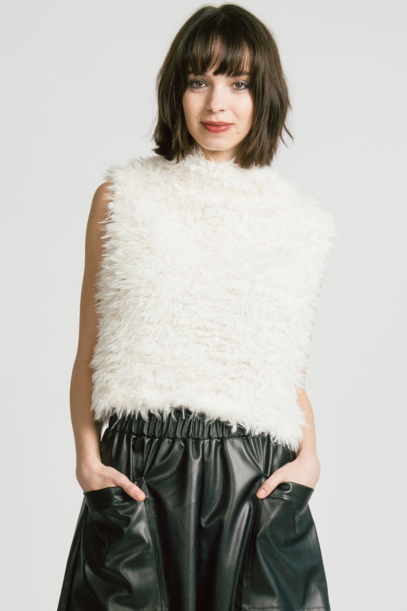 Fornax Vest Ivory