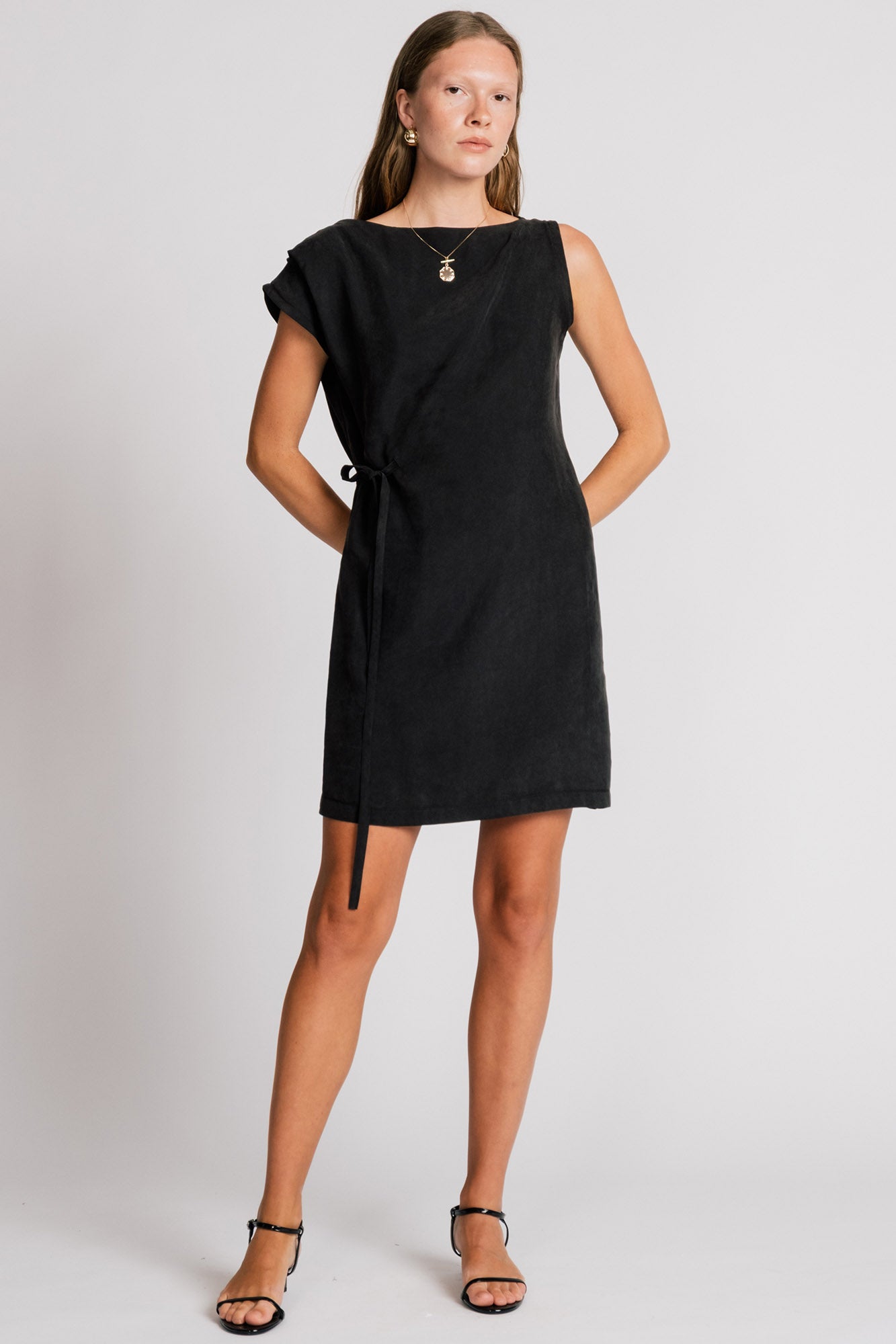 Heron Dress Black