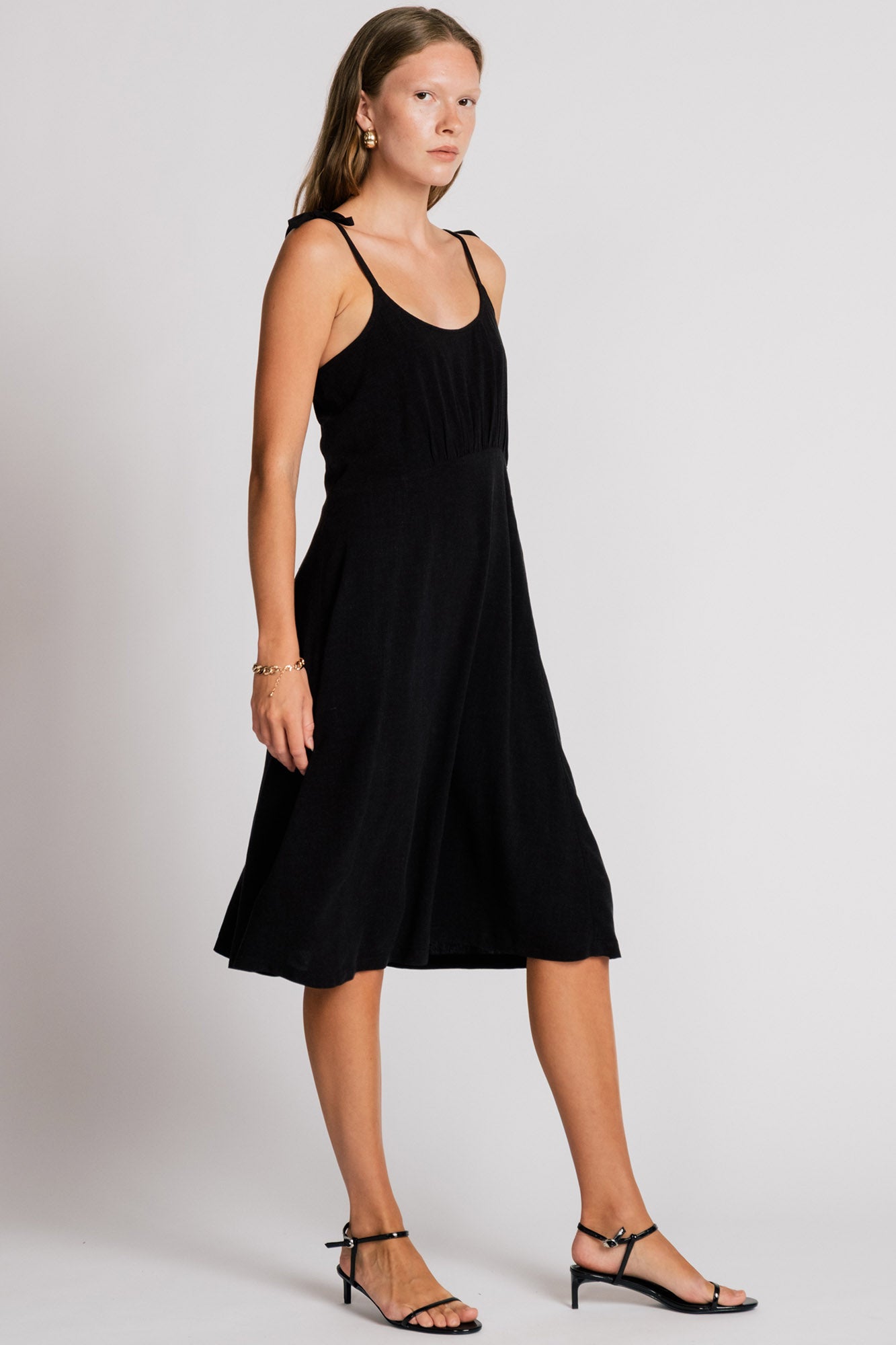 Manakin Dress Black