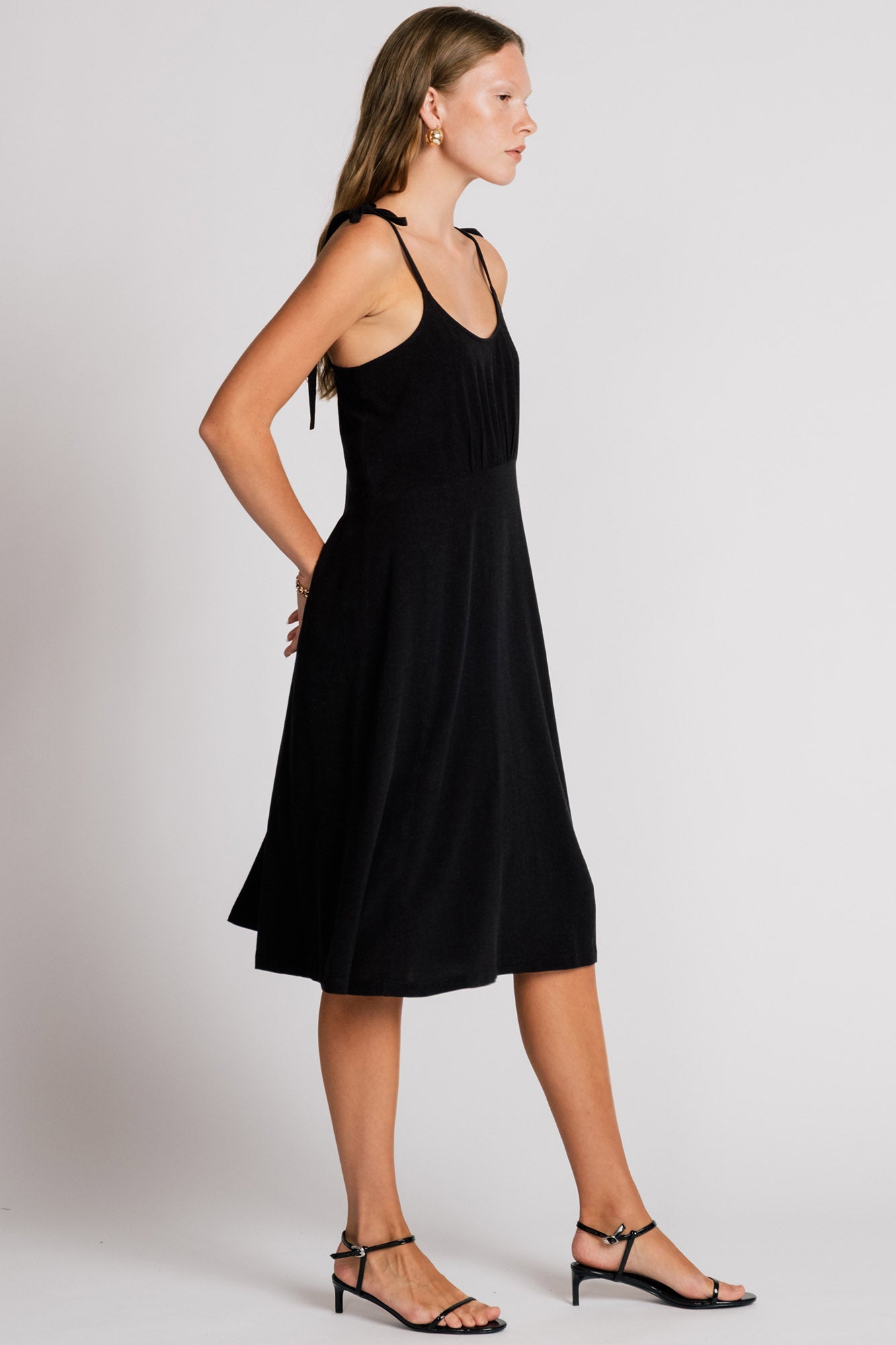 Manakin Dress Black