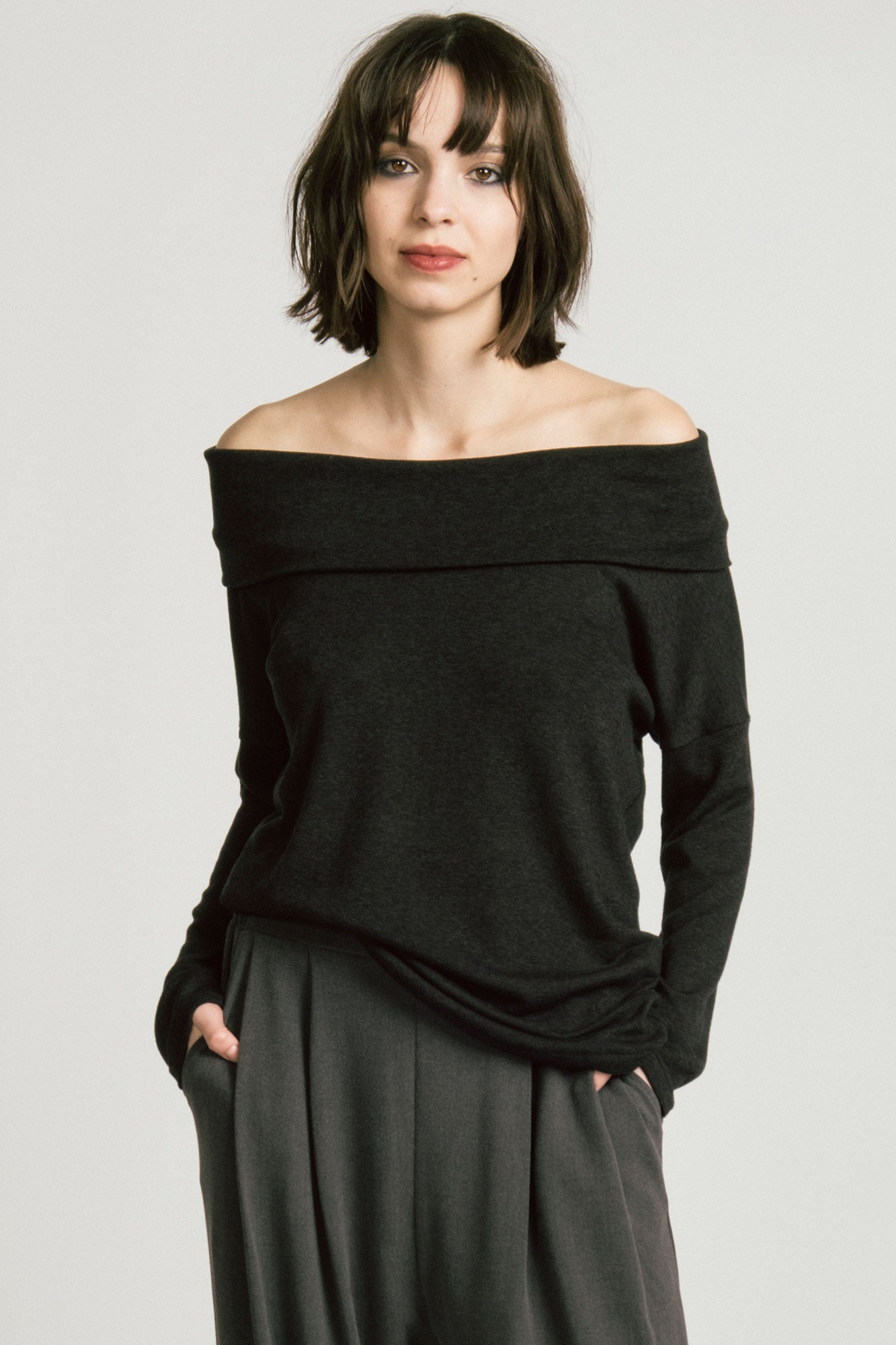 Mensa Sweater Charcoal