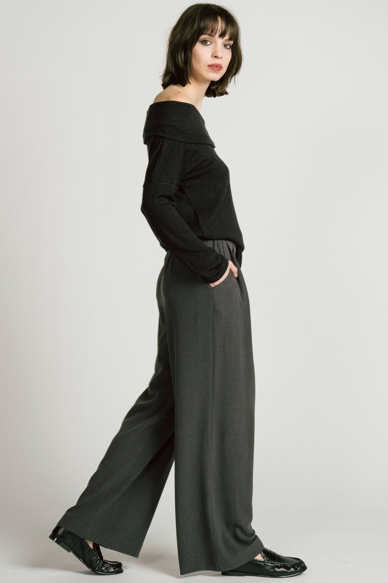 Mensa Sweater Charcoal