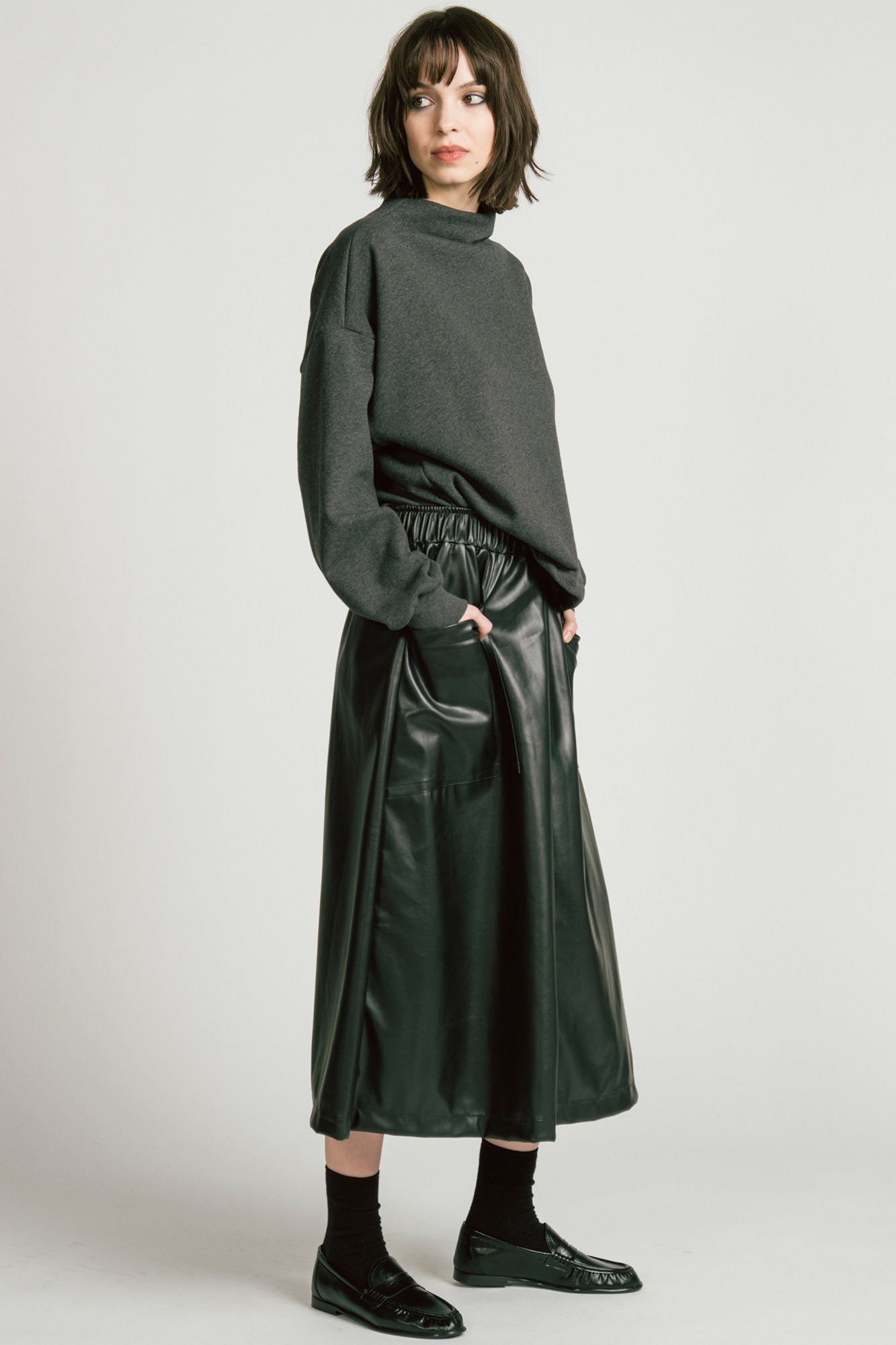 Pyxis Sweatshirt Charcoal
