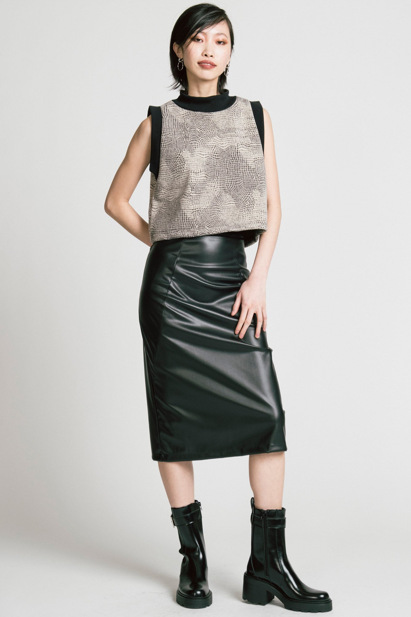 Peri Vest Houndstooth